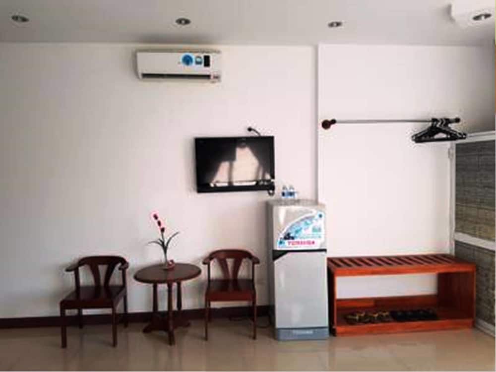 Hoa Phong Hotel 48/60