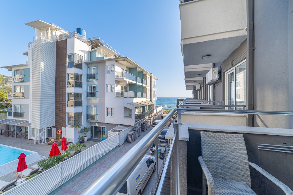 Royalisa Palmiye Beach Hotel - Adults Only 40/50