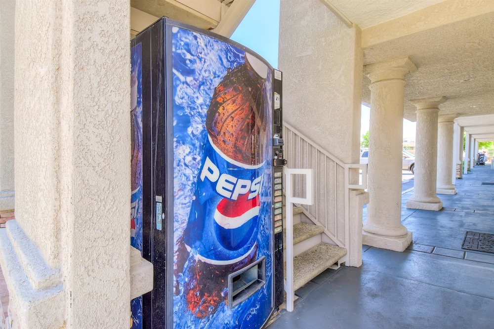 Motel6 Menifee, CA 48/71