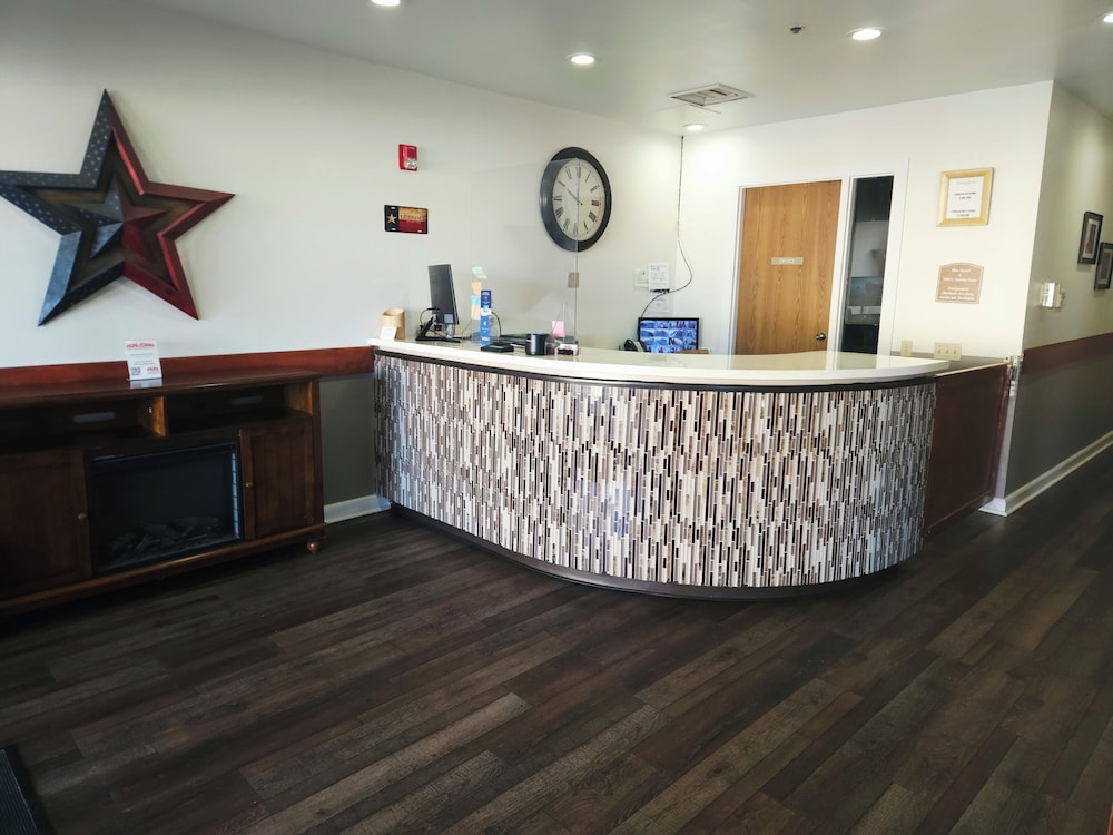 Guest House Inn Medical District near Texas Tech Univ 6/44