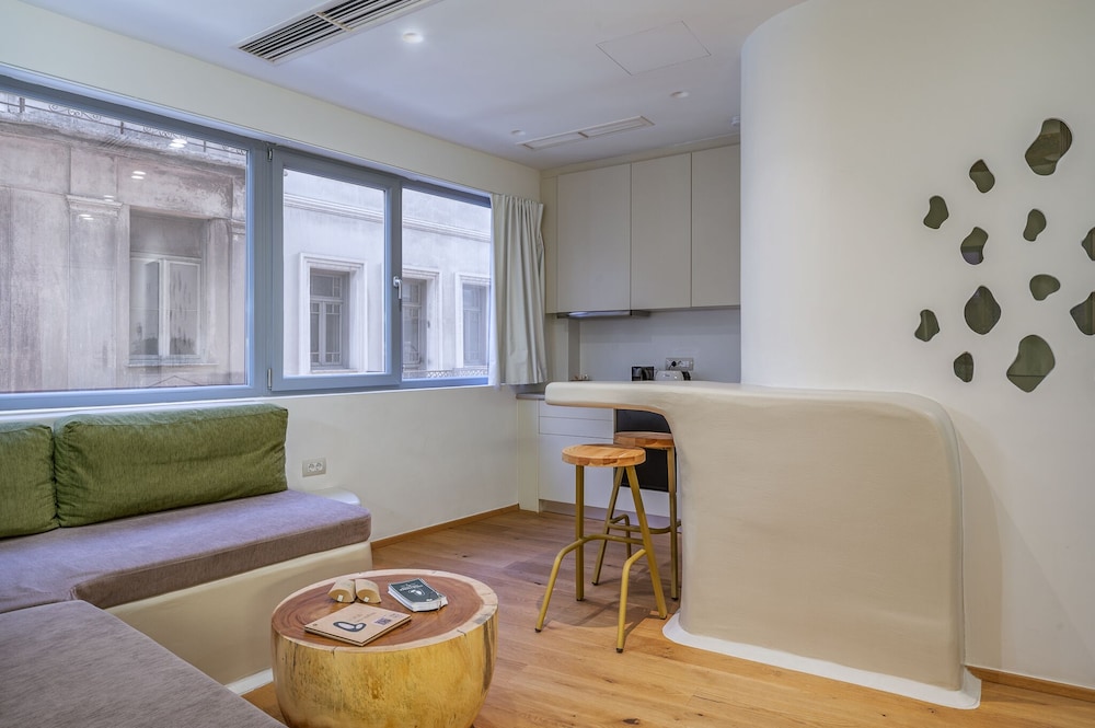Lofus Bio Suites 32/50