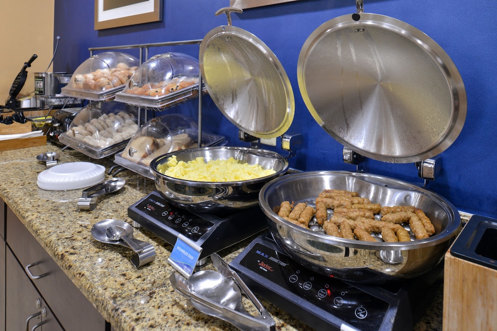 Fairfield Inn Suites By Marriott Gulfport 45/54