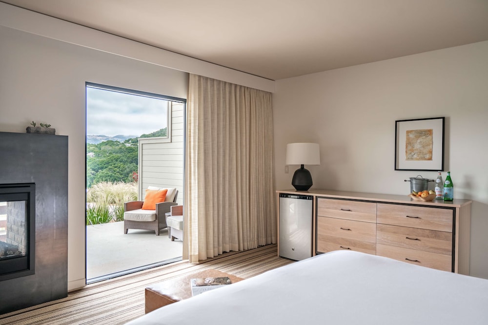 Oak, Vineyard, Studio, King Bed