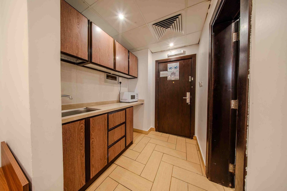 Almarzam Hotel 40/58