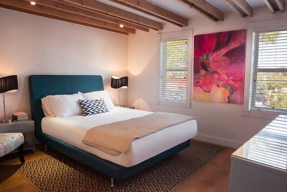 Zey Hotel 20/40