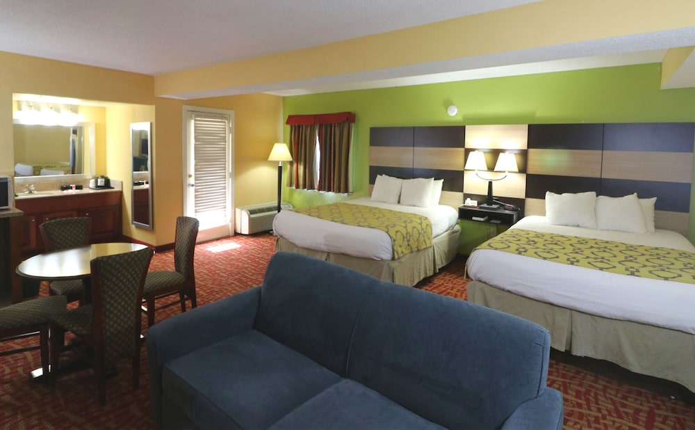 Baymont By Wyndham Sevierville Pigeon Forge 17/41