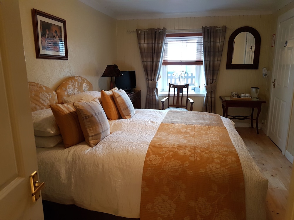 Creagan Guest House 7/32