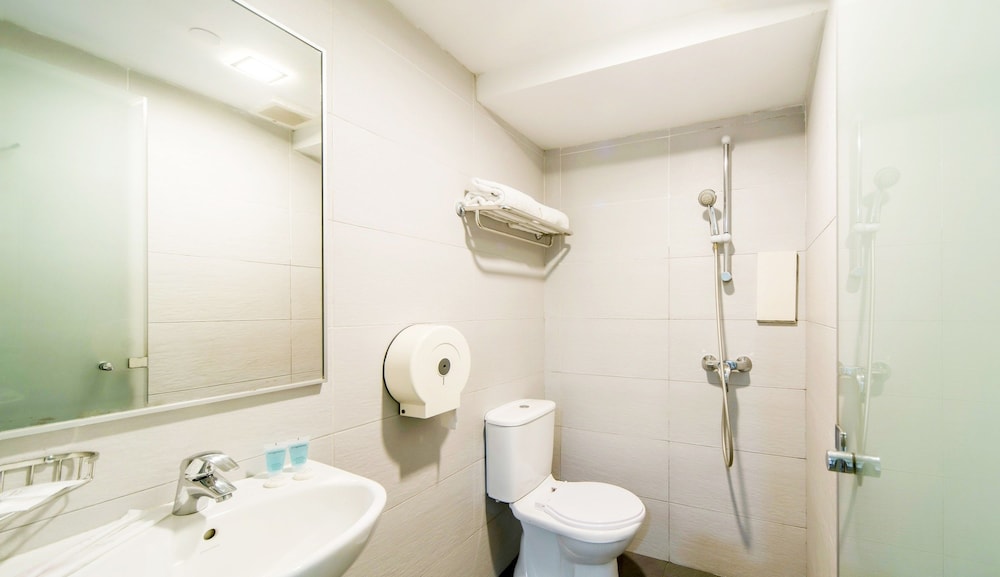 Superior, Twin Beds, No Window، Sandpiper Hotel 4/6