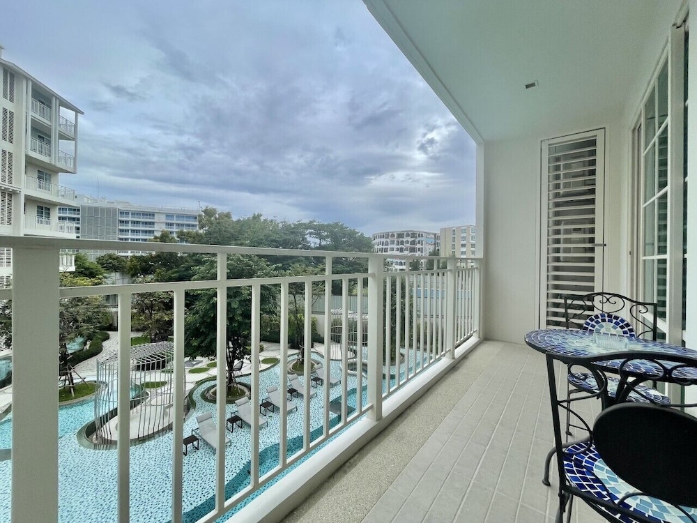 Summer Huahin Condo 2 Bedrooms Pool View By Dome 7/50