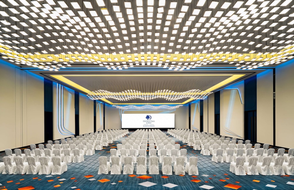 DoubleTree by Hilton Foshan-Nanhai 31/35