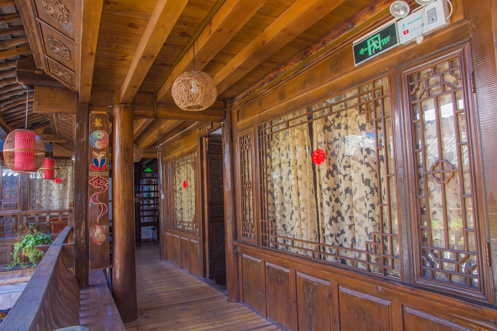 Lijiang Xueshanyu Inn 7/36