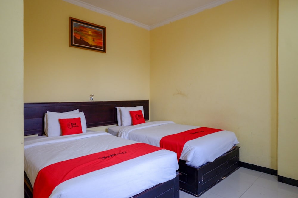 Reddoorz, Deluxe, Twin Beds
