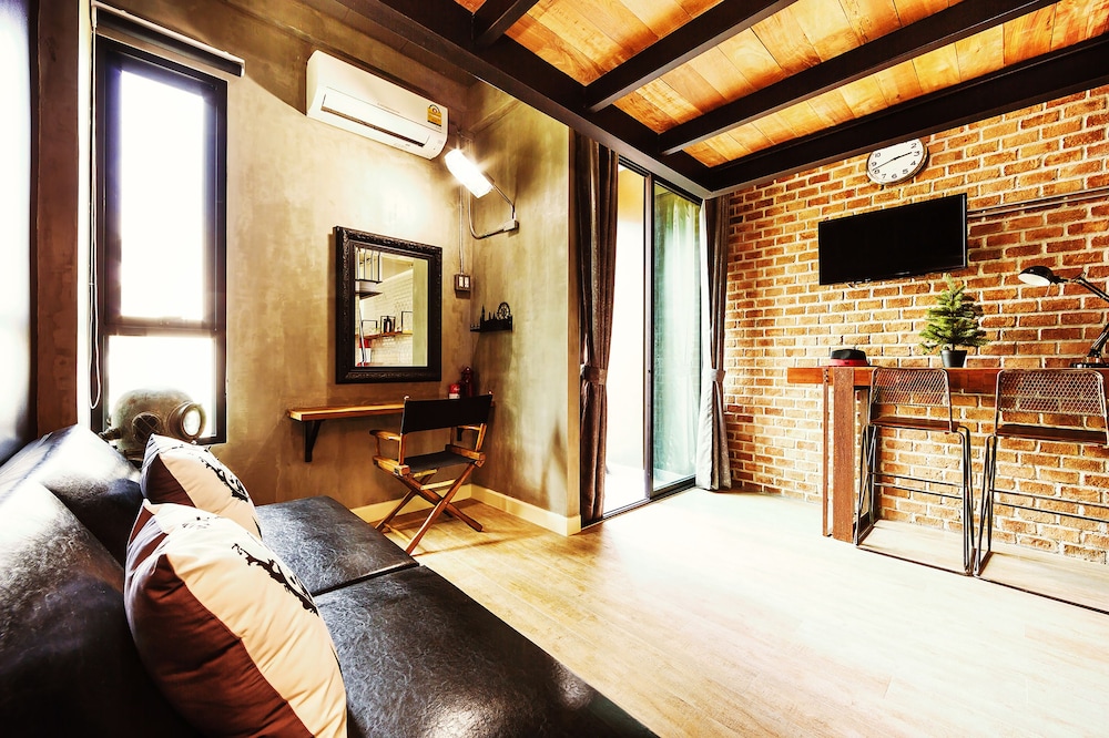 Rent V38 15/90