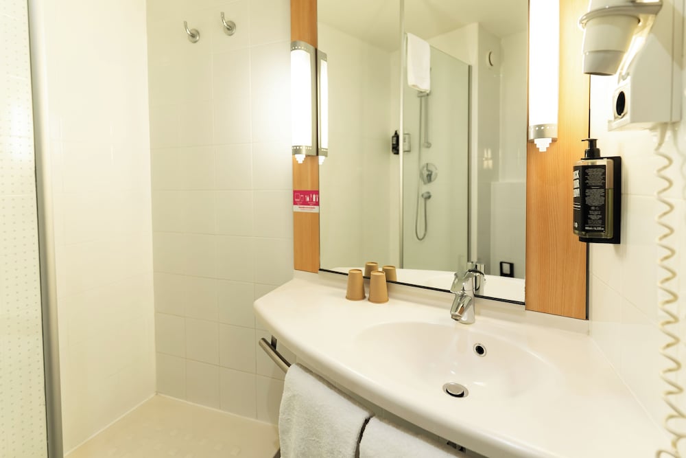 Ibis Barcelona Mollet 73/76