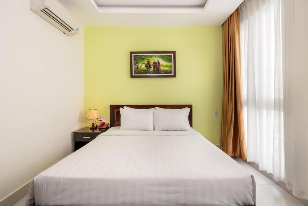 Tay Bac Hotel 21/75