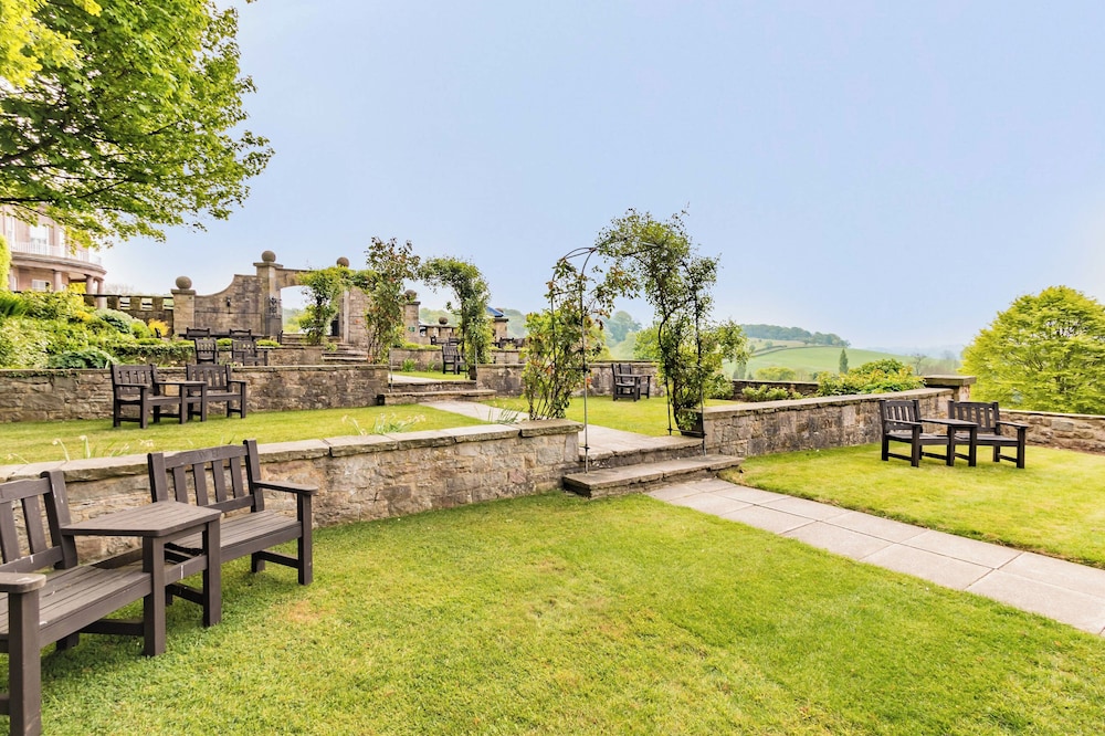 Wood Hall Hotel & Spa 47/55