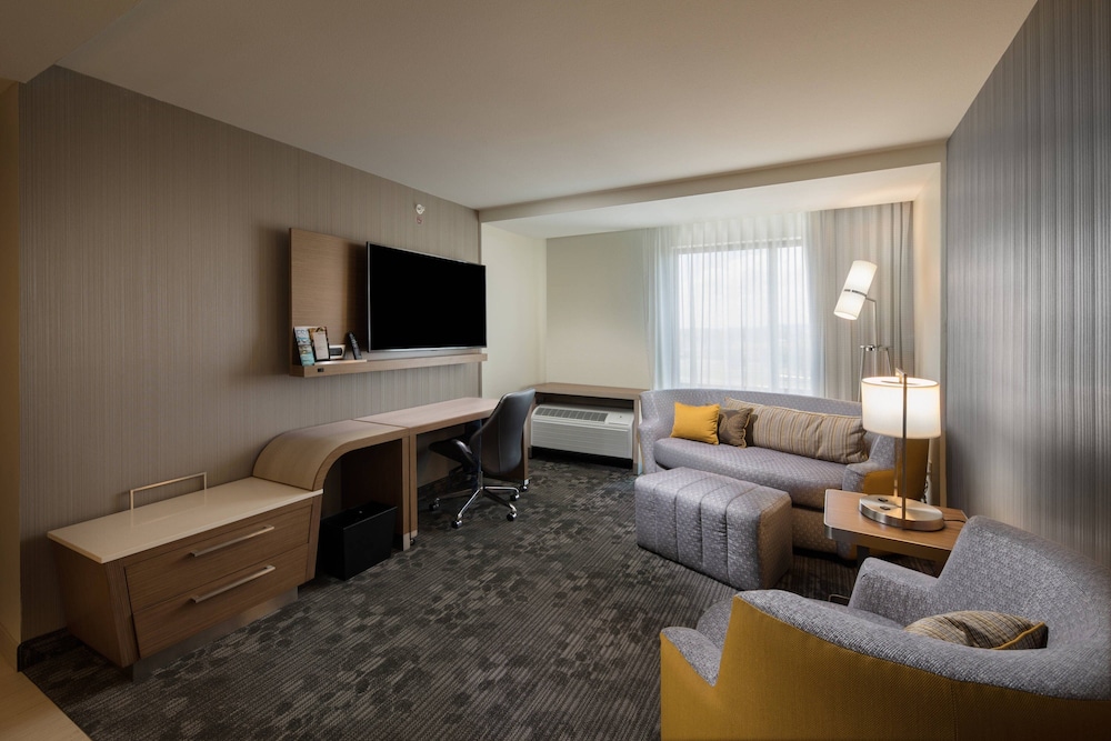 Hotel Courtyard By Marriott Russellville 31/39