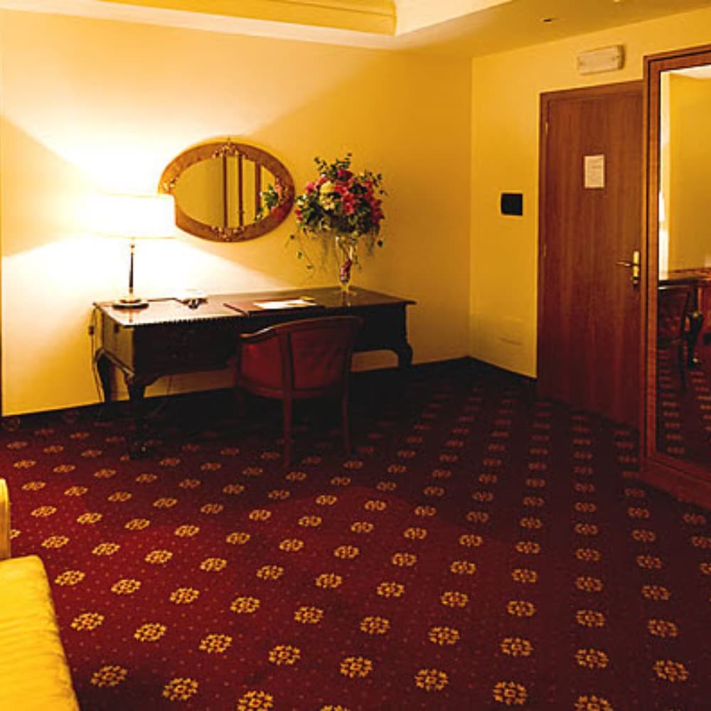 Parco Dei Principi Hotel 35/80