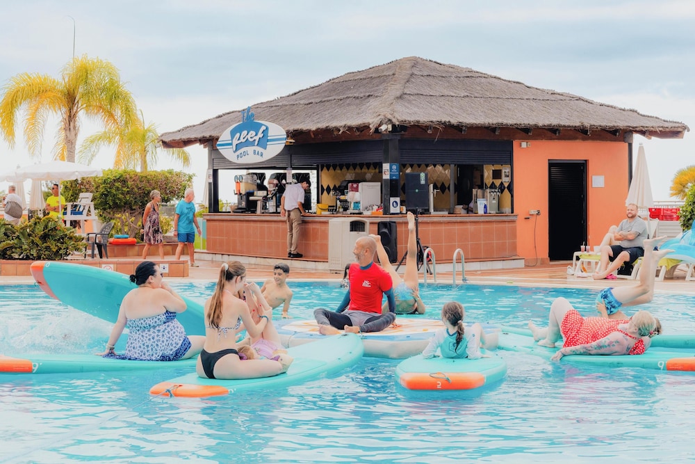 Landmar Costa los Gigantes Family Resort 59/68