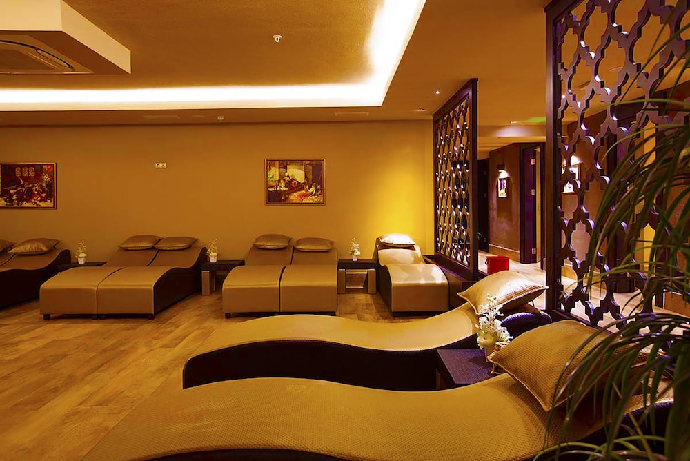 Diamond Elite Hotel and Spa - Adults Only 16 Plus 31/50