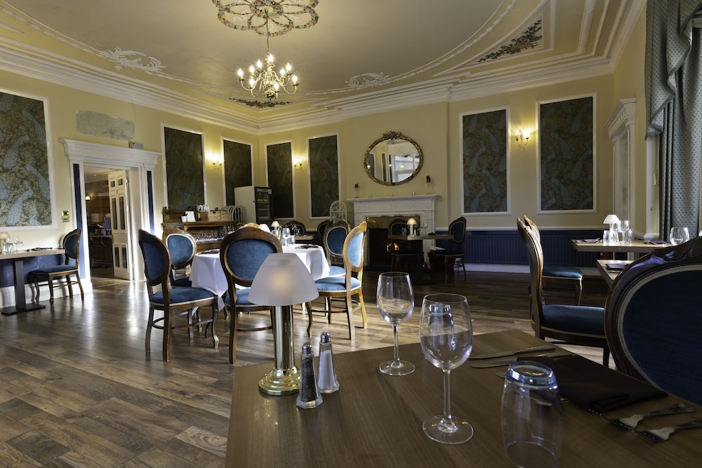 Woodlands Lodge Hotel 35/48