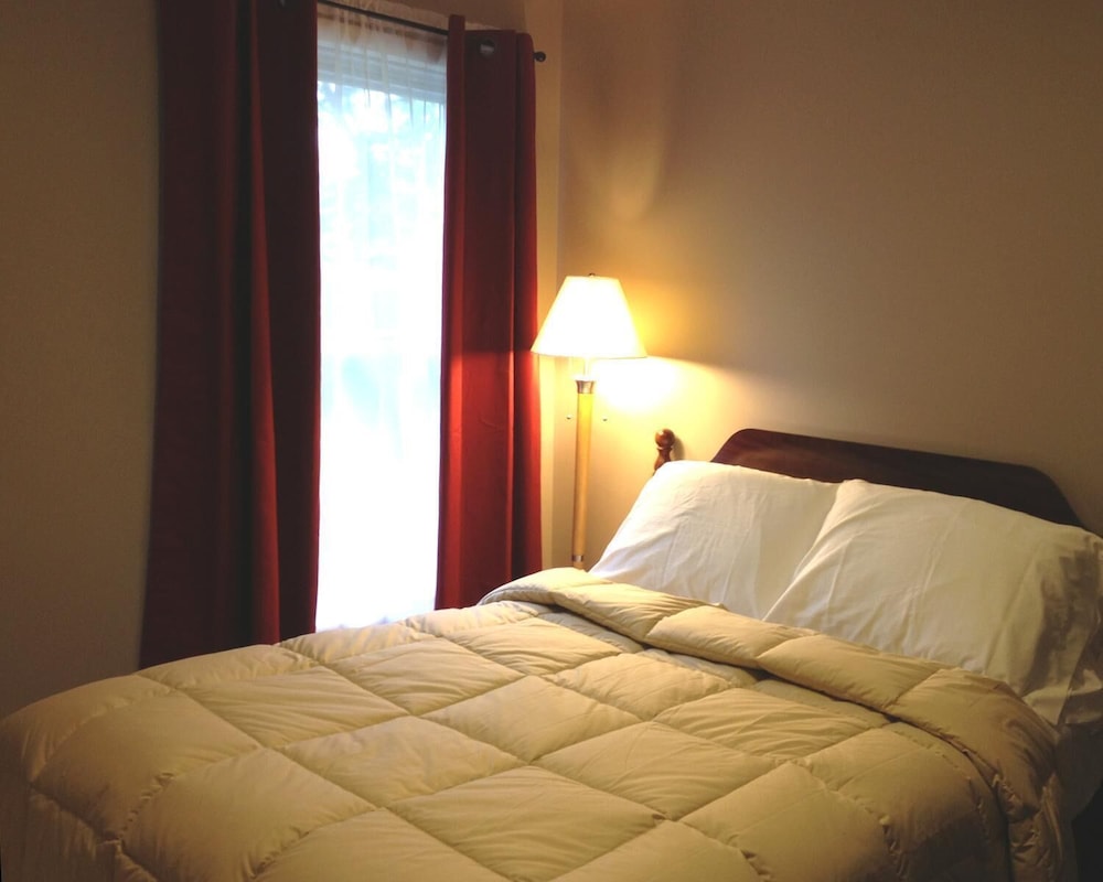 Vinehurst Inn And Suites 11/58