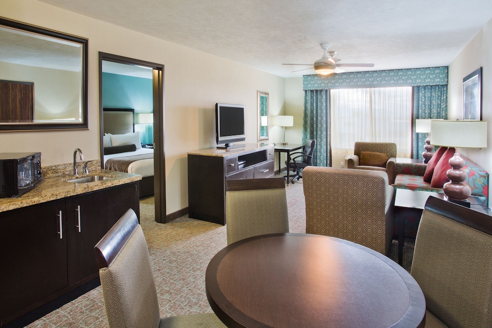 Crowne Plaza Anchorage-Midtown 45/78