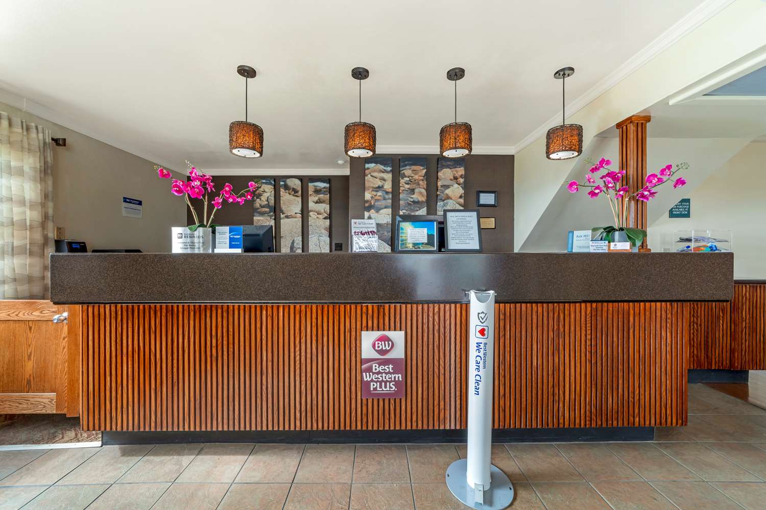 Best Western Plus Northwoods Inn 4/80