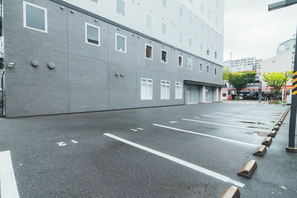 Quintessa Hotel Kokura Comic & Books 42/50