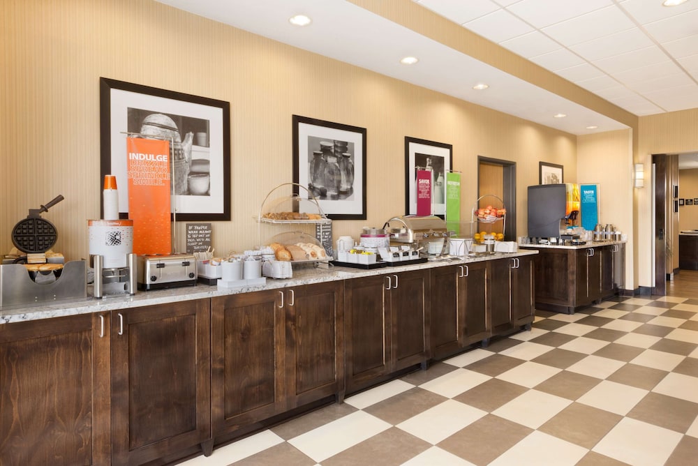 Hampton Inn Spearfish 9/34