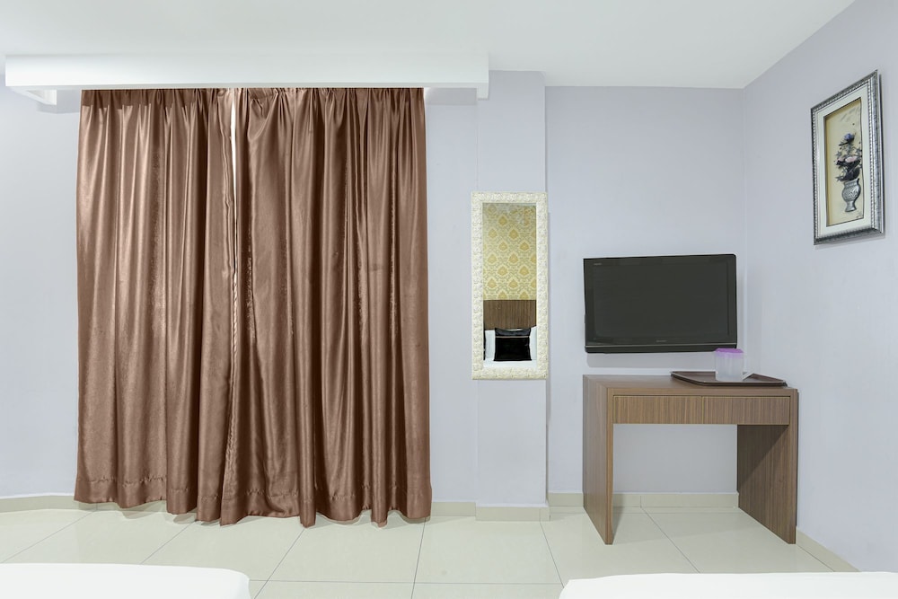 Hotel O Hotel Hamilas 48/60