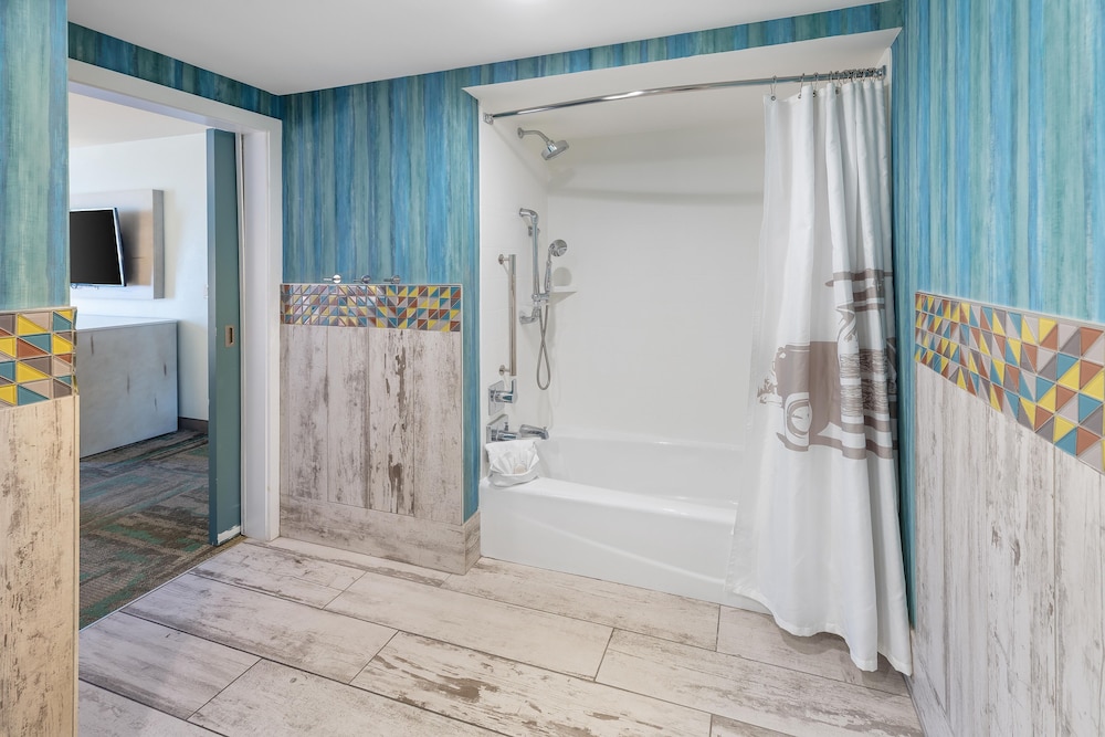 Margaritaville Island Inn 13/60