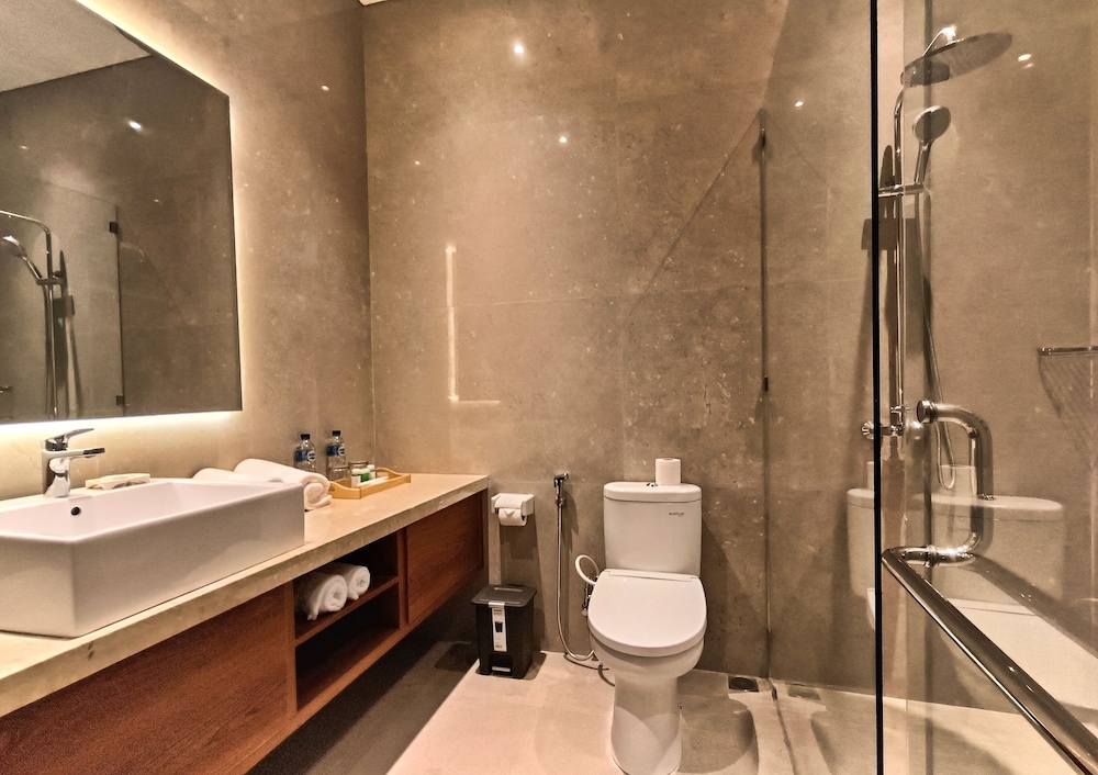 The Grand Villandra Resort 44/45