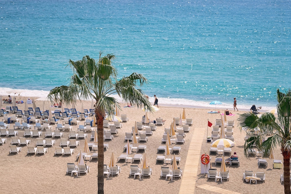 Elysee Beach Hotel 46/50