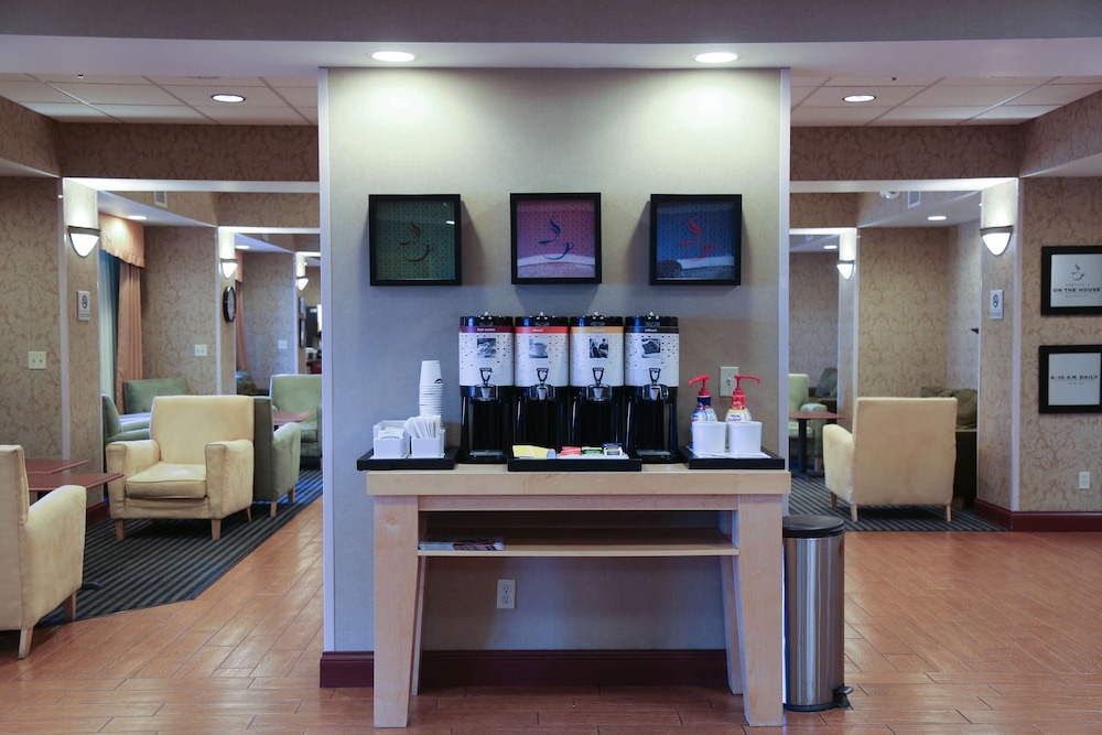 Hampton Inn Morehead 26/53