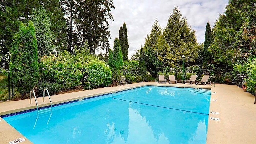 Best Western Cowichan Valley Inn 20/35