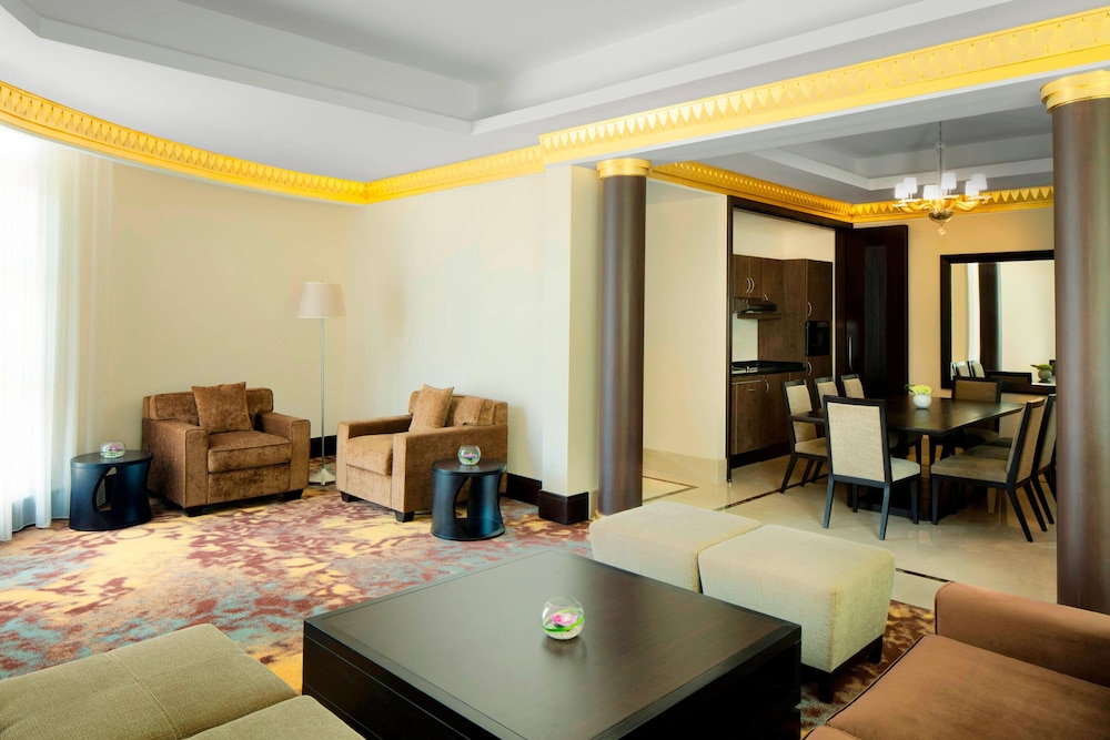 Sheraton Sharjah Beach Resort Spa 35/58