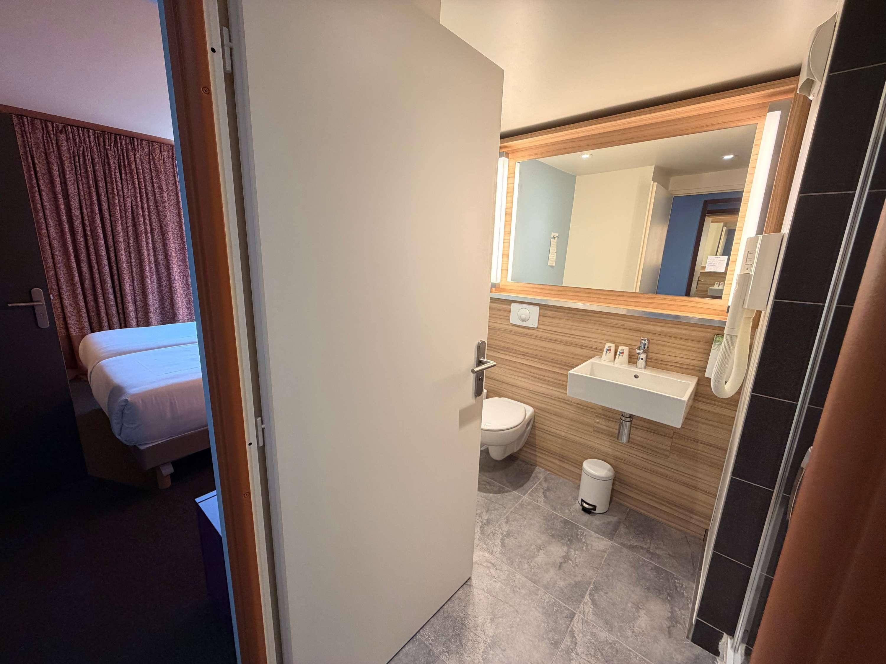 ibis Styles Ales Centre Cevennes 17/18
