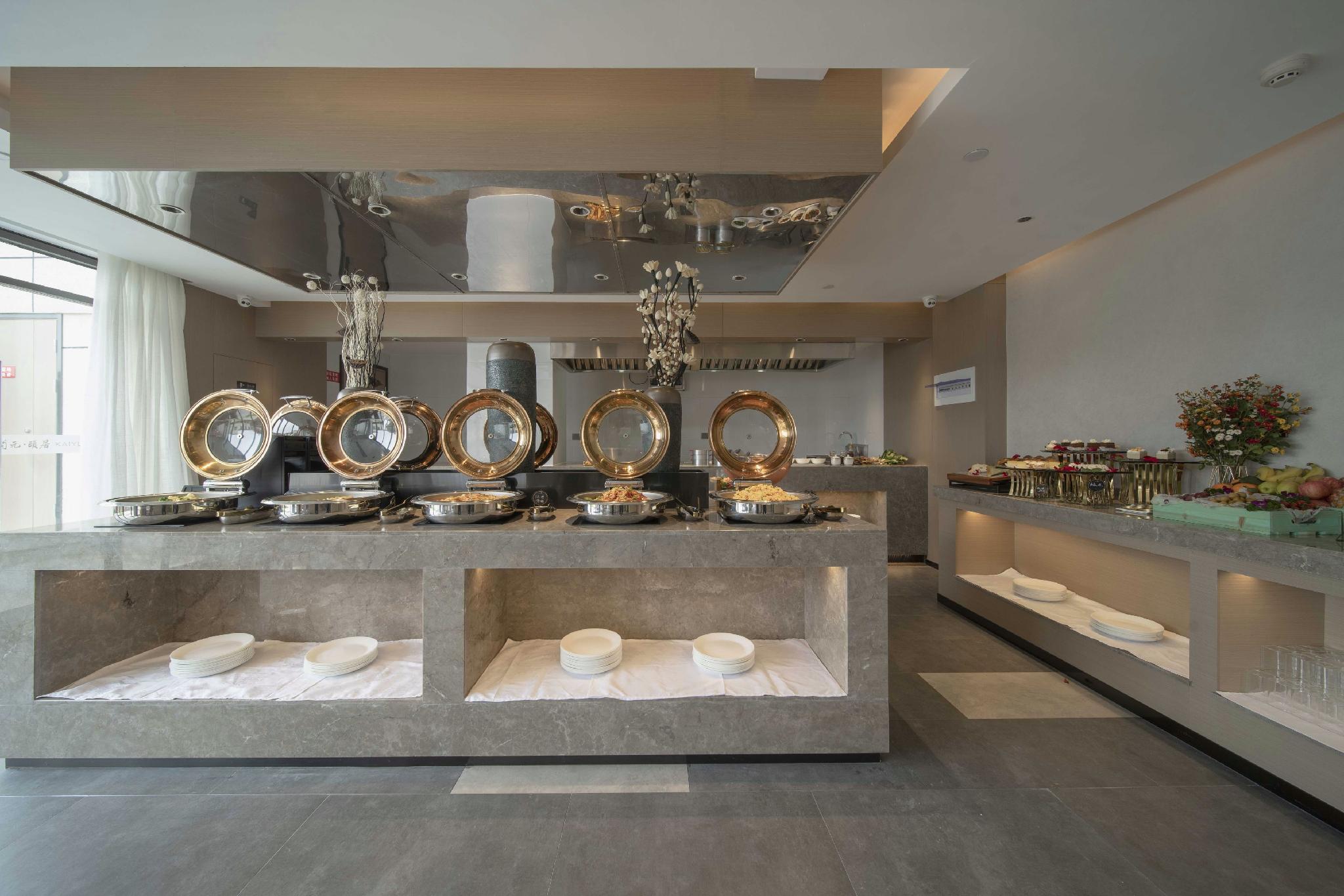 Kaiyuan Yiju Hotel (Xinchang Dafosi store) 10/47
