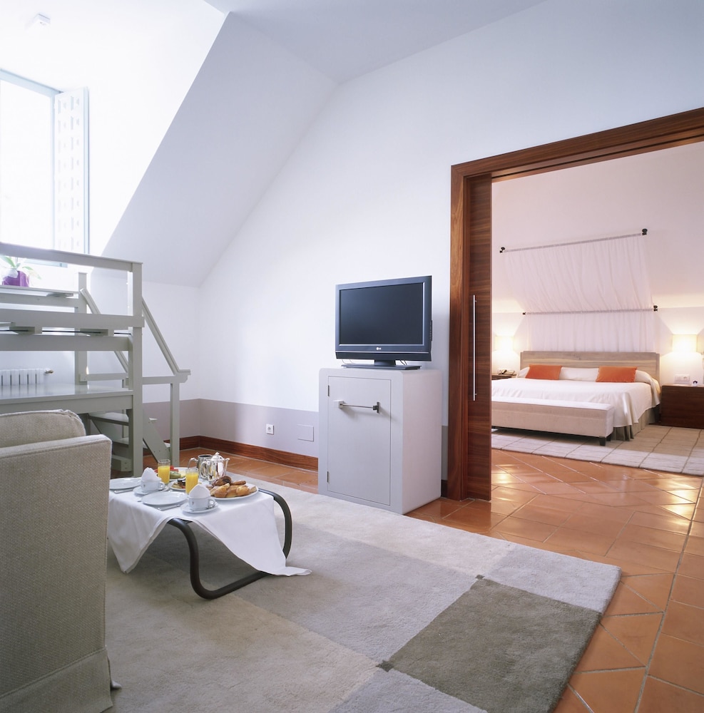 Parador De La Granja 22/50