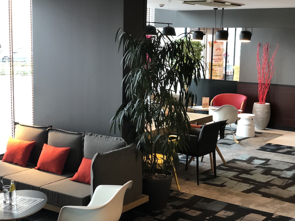 Ibis Lyon Caluire Cite Internationale 26/50