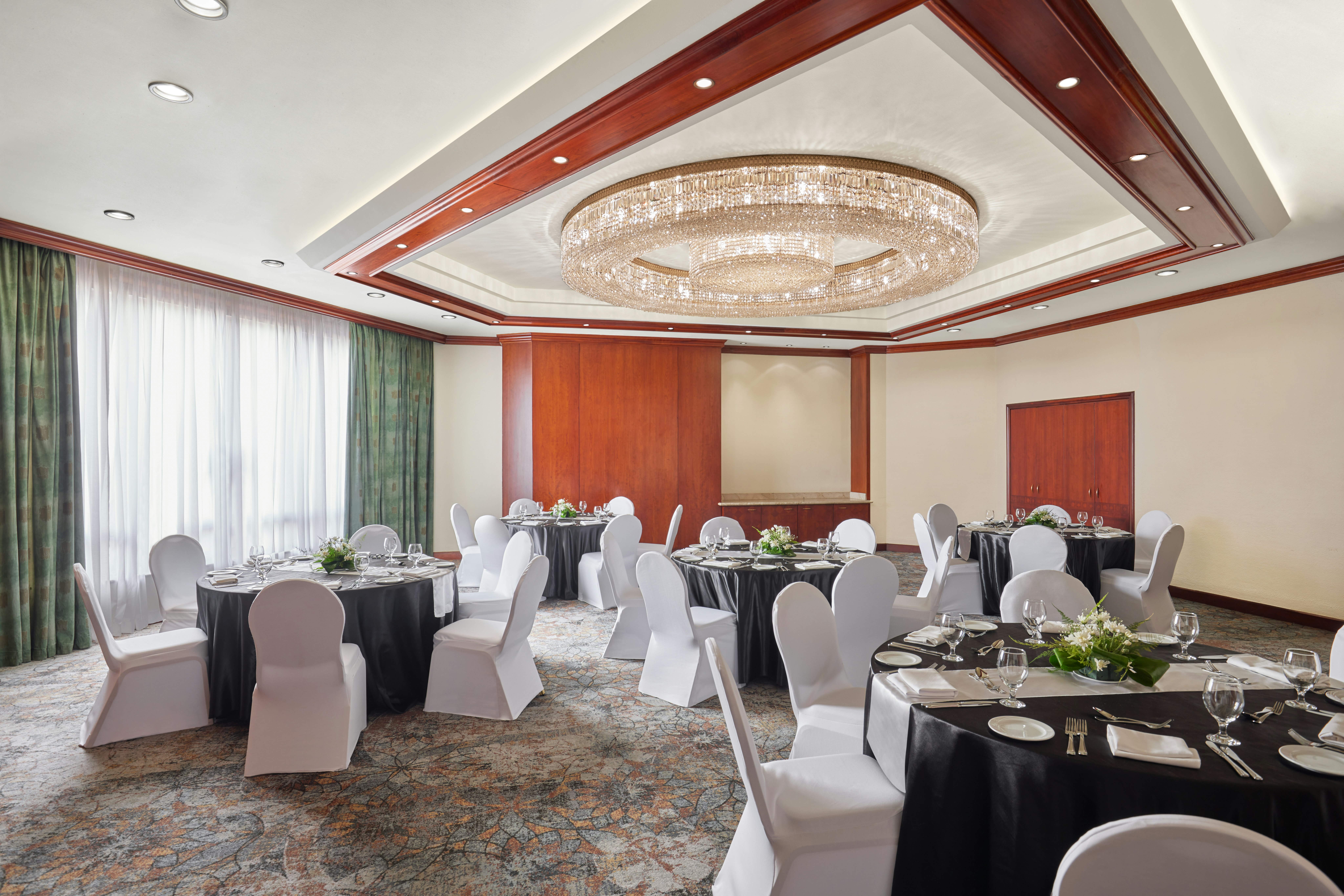 Ramses Hilton Hotel 65/79