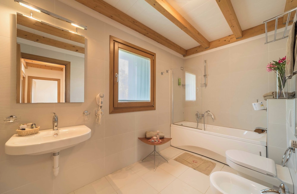 Hotel Green Village Resort 59/60