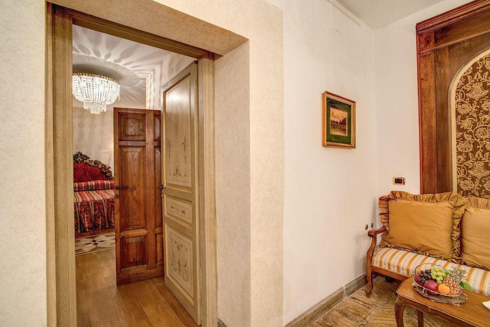 Navona Gallery Suites 19/50