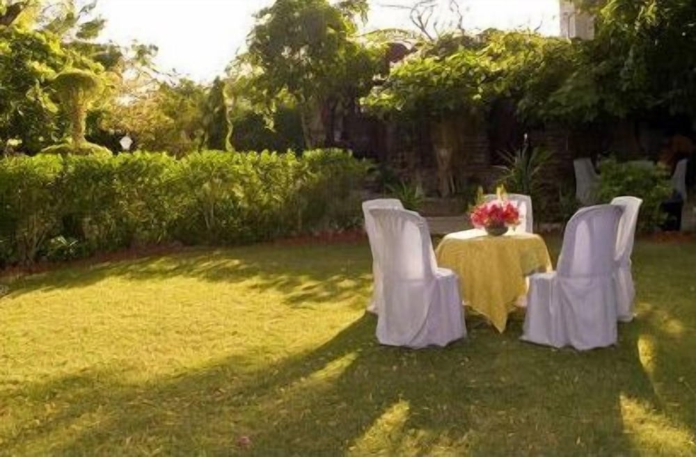 MANDORE GUEST HOUSE A LEAFY HERITAGE RESORT 27/35