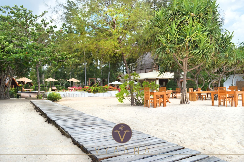 Vyaana Gili Air 26/37