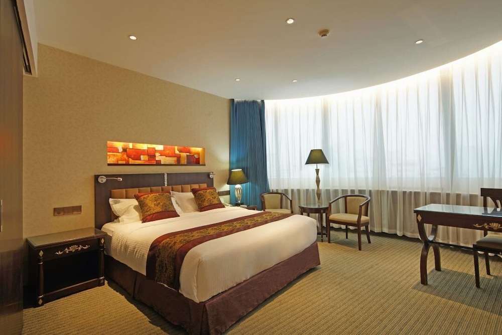 Wuhan Asia Hotel 8/22