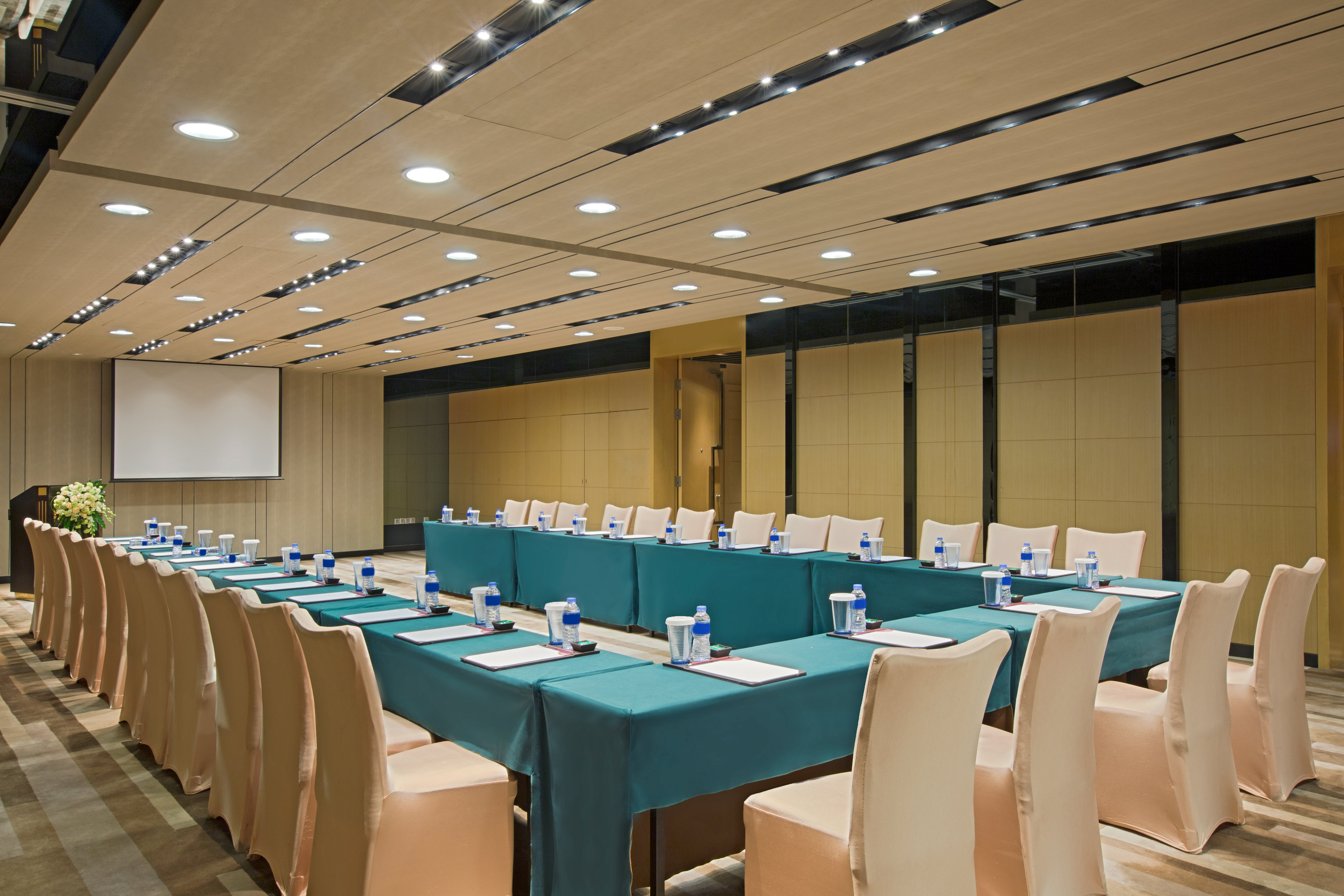 Crowne Plaza Guangzhou Huadu Hotel 39/50