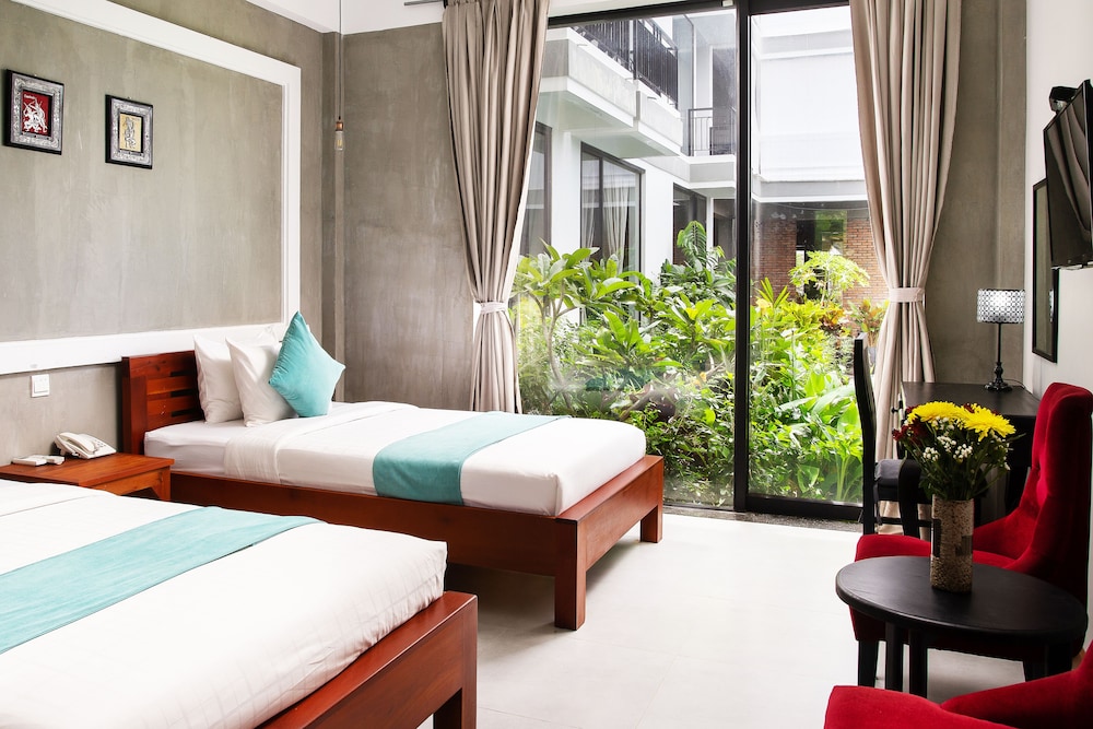 Central Blanche Residence 20/50