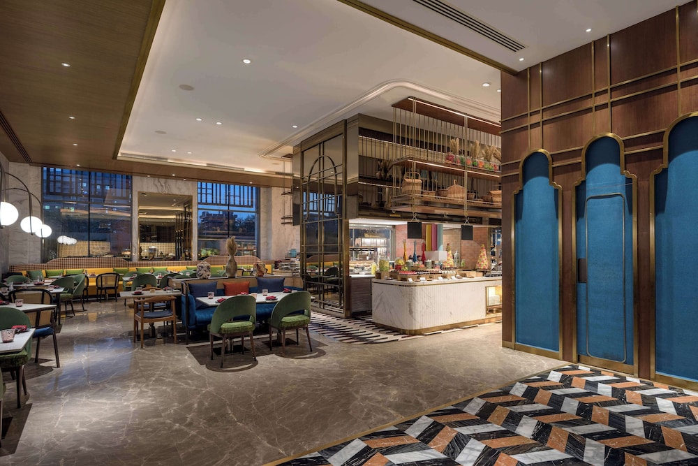 Radisson Blu Hotel & Spa Nashik 42/50